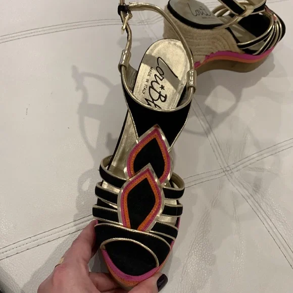 Shoes - Picture 7 of 7